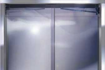 Model 2000 flexible traffic door, access door, swing door