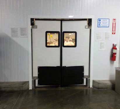 Model 8000V flexible traffic door, access door, swing door